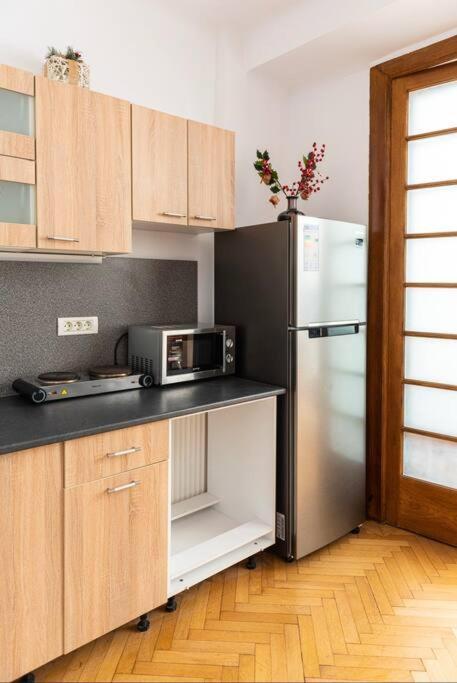 Classy Apartment Unirii Square Бухарест Екстер'єр фото